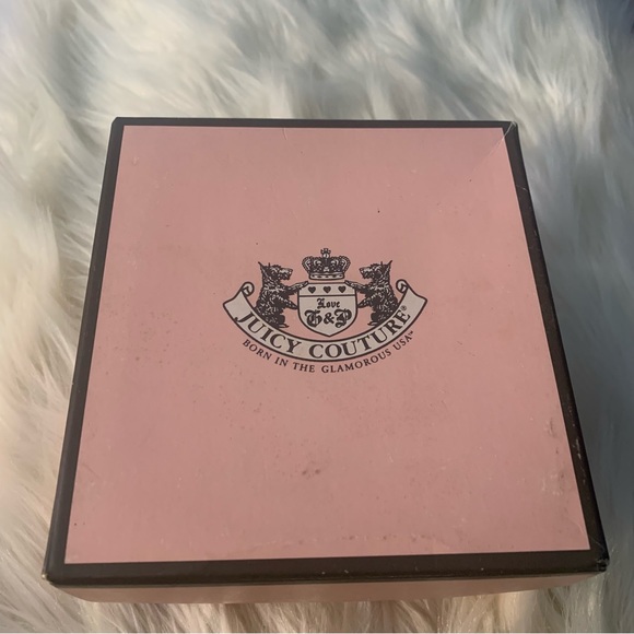 Juicy Couture Flats Slippers - Picture 4 of 4